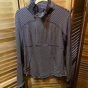 Lululemon half zip size 12